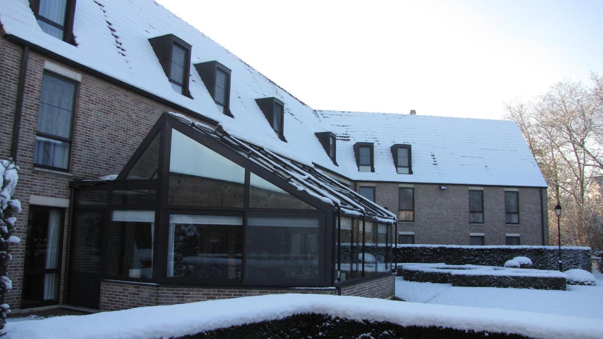 Begijnhof Hotel Louvain Exterior foto