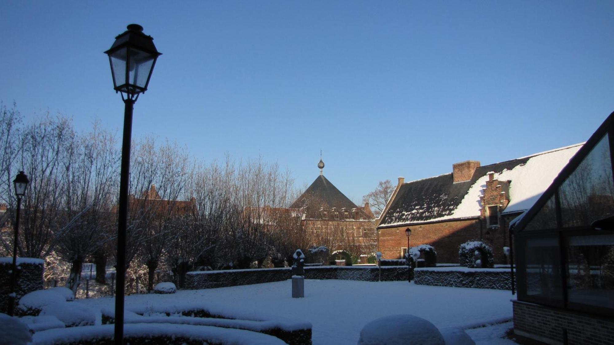 Begijnhof Hotel Louvain Exterior foto