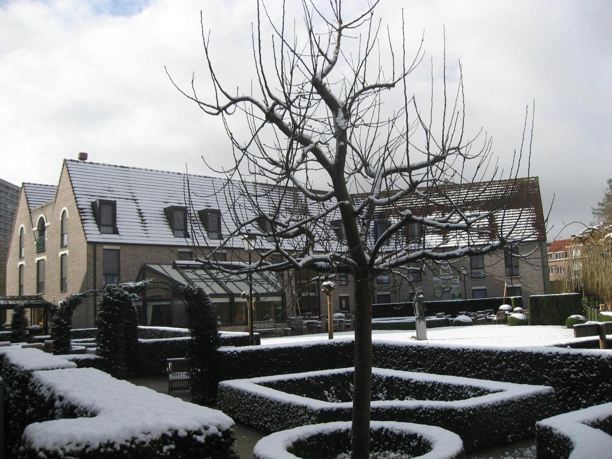 Begijnhof Hotel Louvain Exterior foto